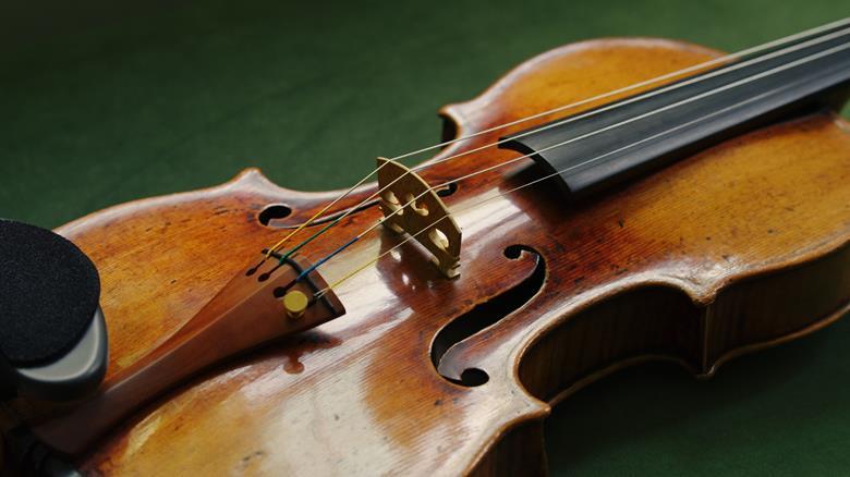 Resetting your violin technique - Stradivari Kneisel